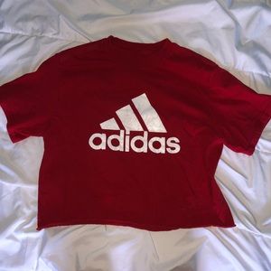 ADIDAS Cropped T-Shirt!